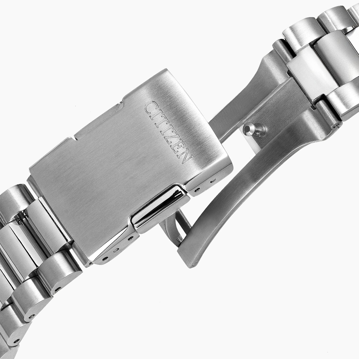 Citizen Tsuyosa Shore Mako — fold-over clasp with hidden double push-button release on the integrated stainless steel bracelet, limited edition timepiece by IFL Watches.