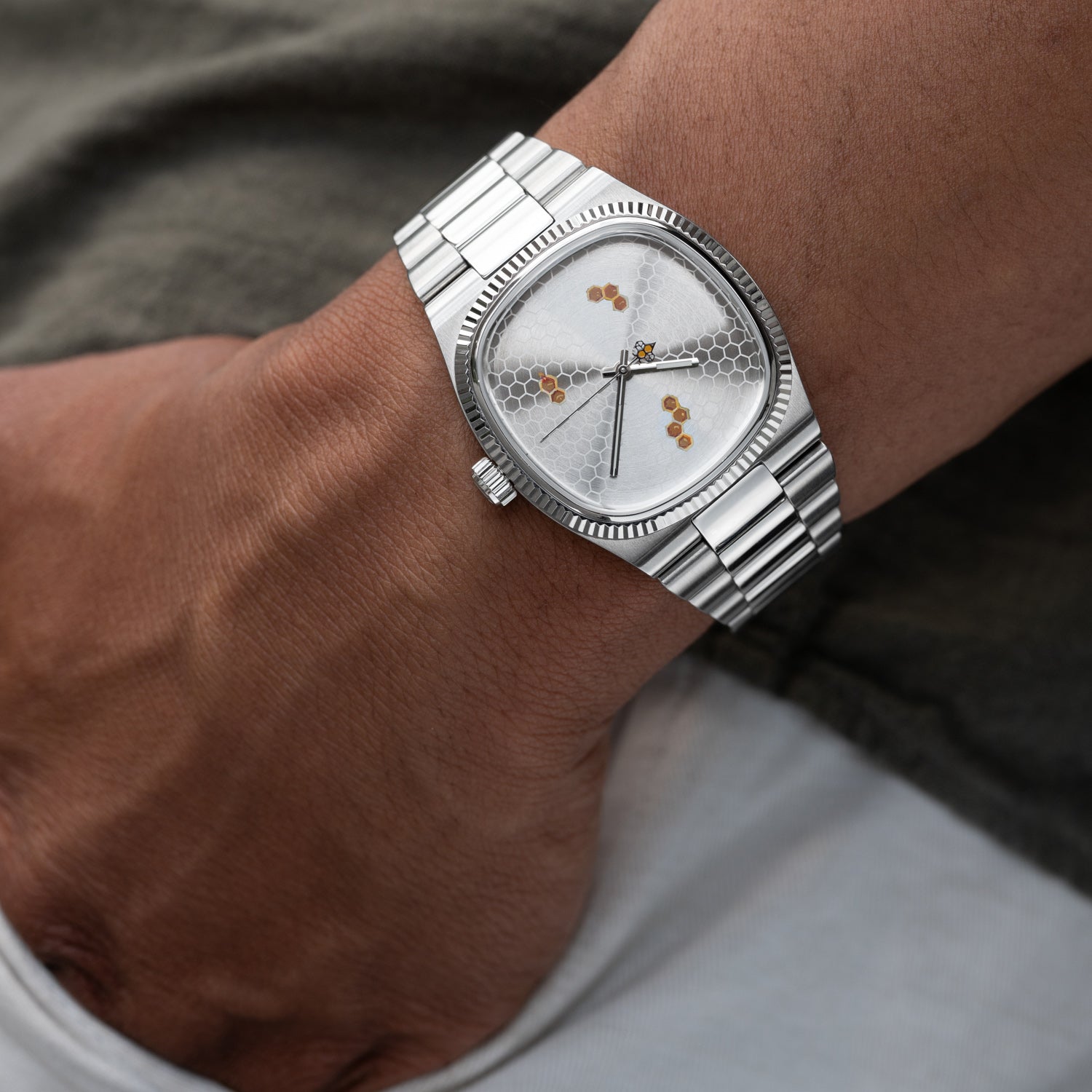 Bulova Super Seville Honeycomb – Hand-painted custom Bulova featuring honeycomb texture and bee seconds hand, a limited edition timepiece by IFL Watches