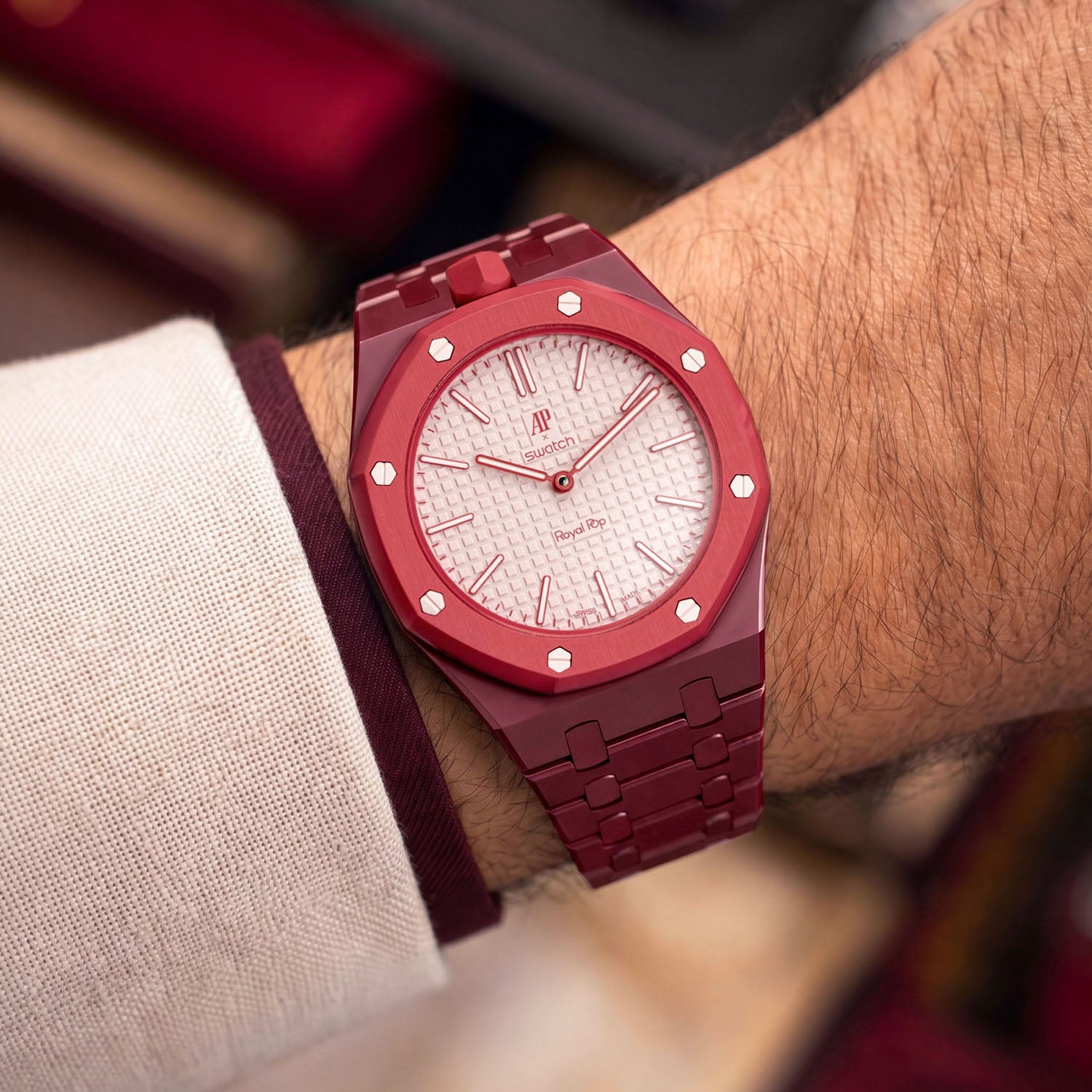 Otto Rosso Swatch x AP Royal Pop Ceramic Case-Strap